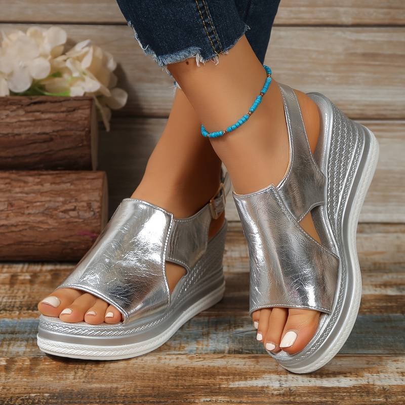 Sandales grises à bout ouvert: Confort ultime et style tendance travel bottle