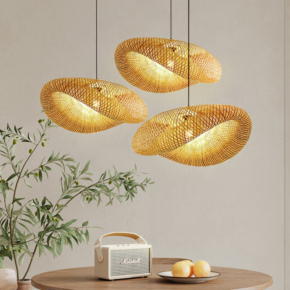 Bamboo pendant lamp