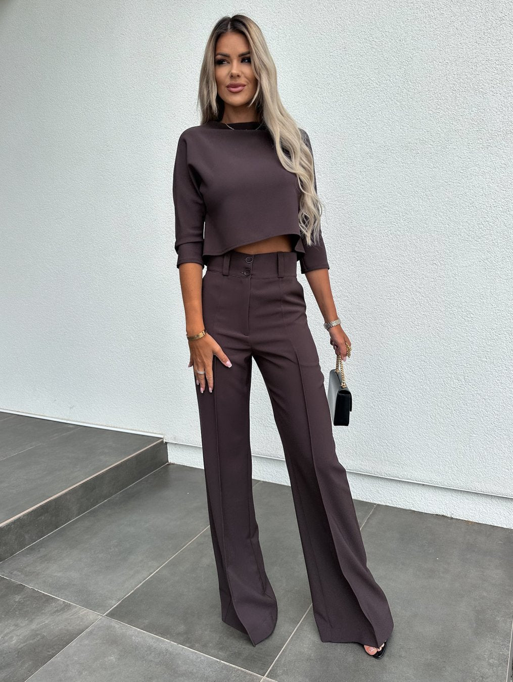 Ensemble élégant pièces Carla | Vêtements tendance pour femme avec col rond et manches mi-longues