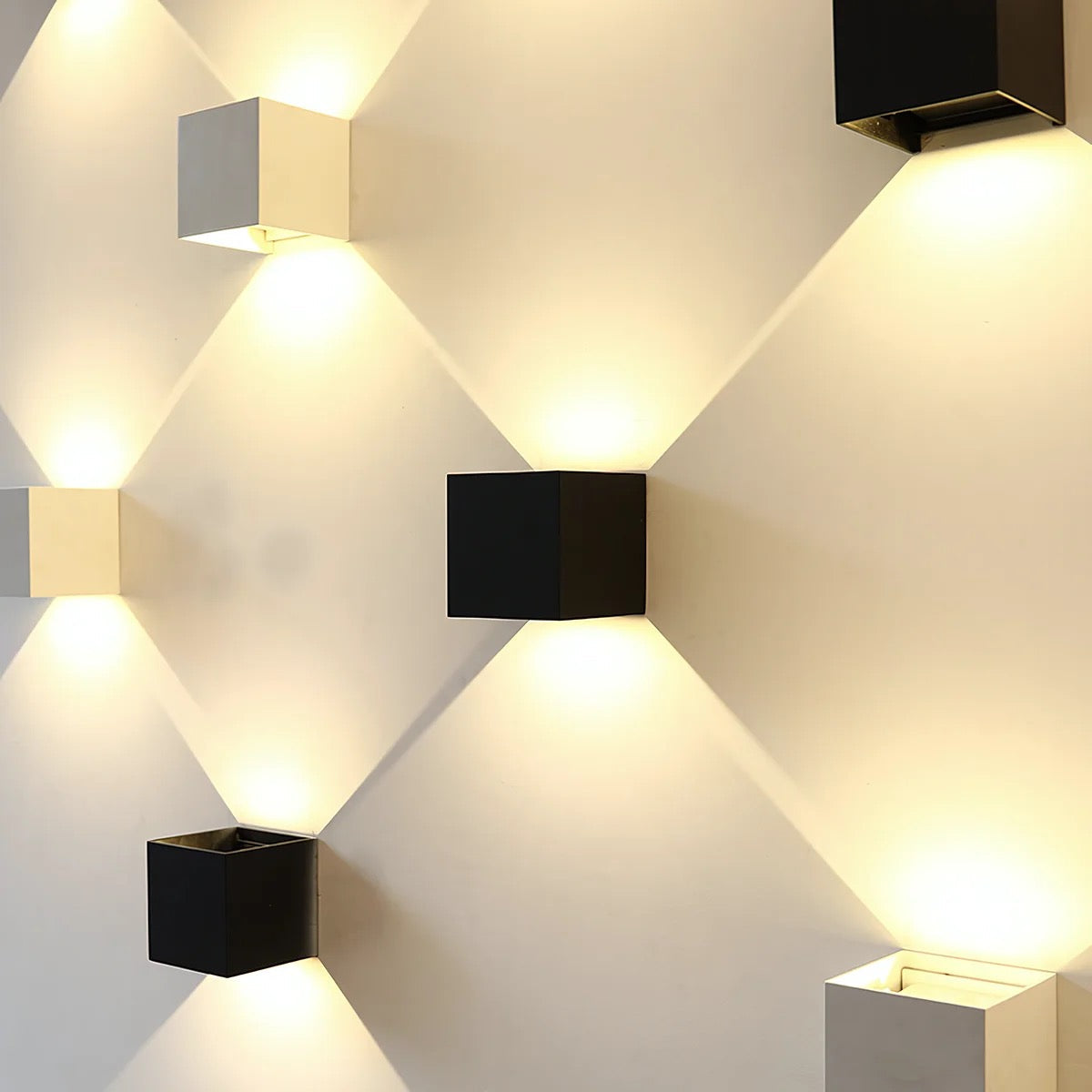 Applique Murale CubeLamp - Éclairage Moderne pour un Intérieur Sophistiqué tr