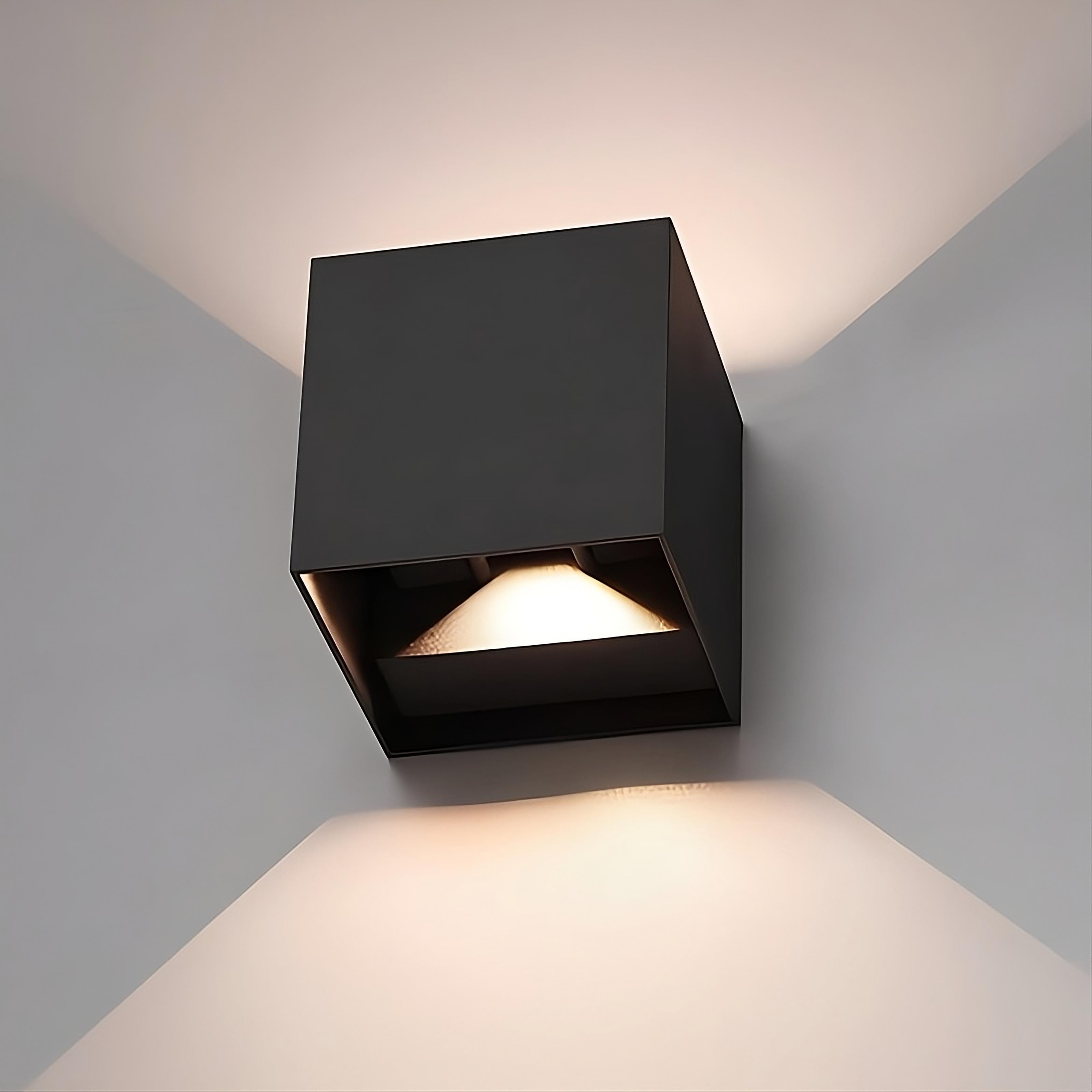 Applique Murale CubeLamp - Lampe Polyvalente pour Tous les Espaces travel bot