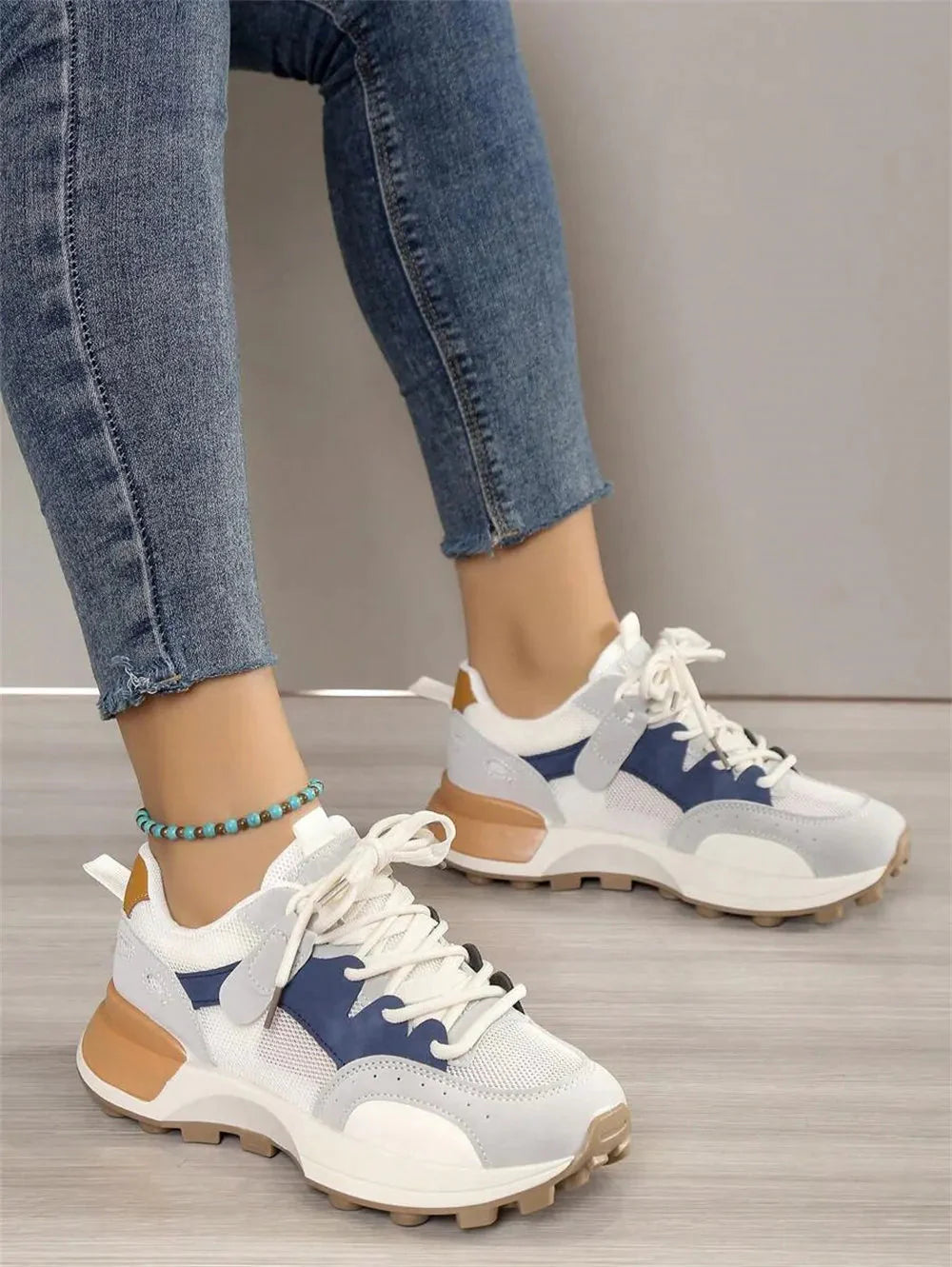 Baskets Ultra Confort en Cuir pour Femmes - Chaussures de Sport Confortables dog