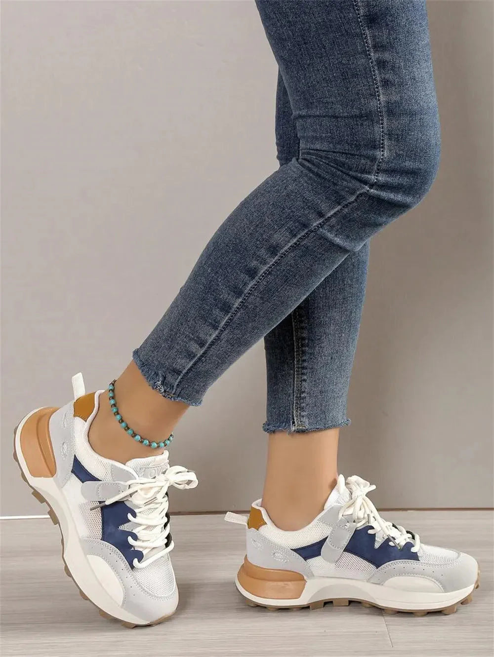 Baskets Ultra Confort en Cuir pour Femmes - Chaussures de Sport Confortables dog