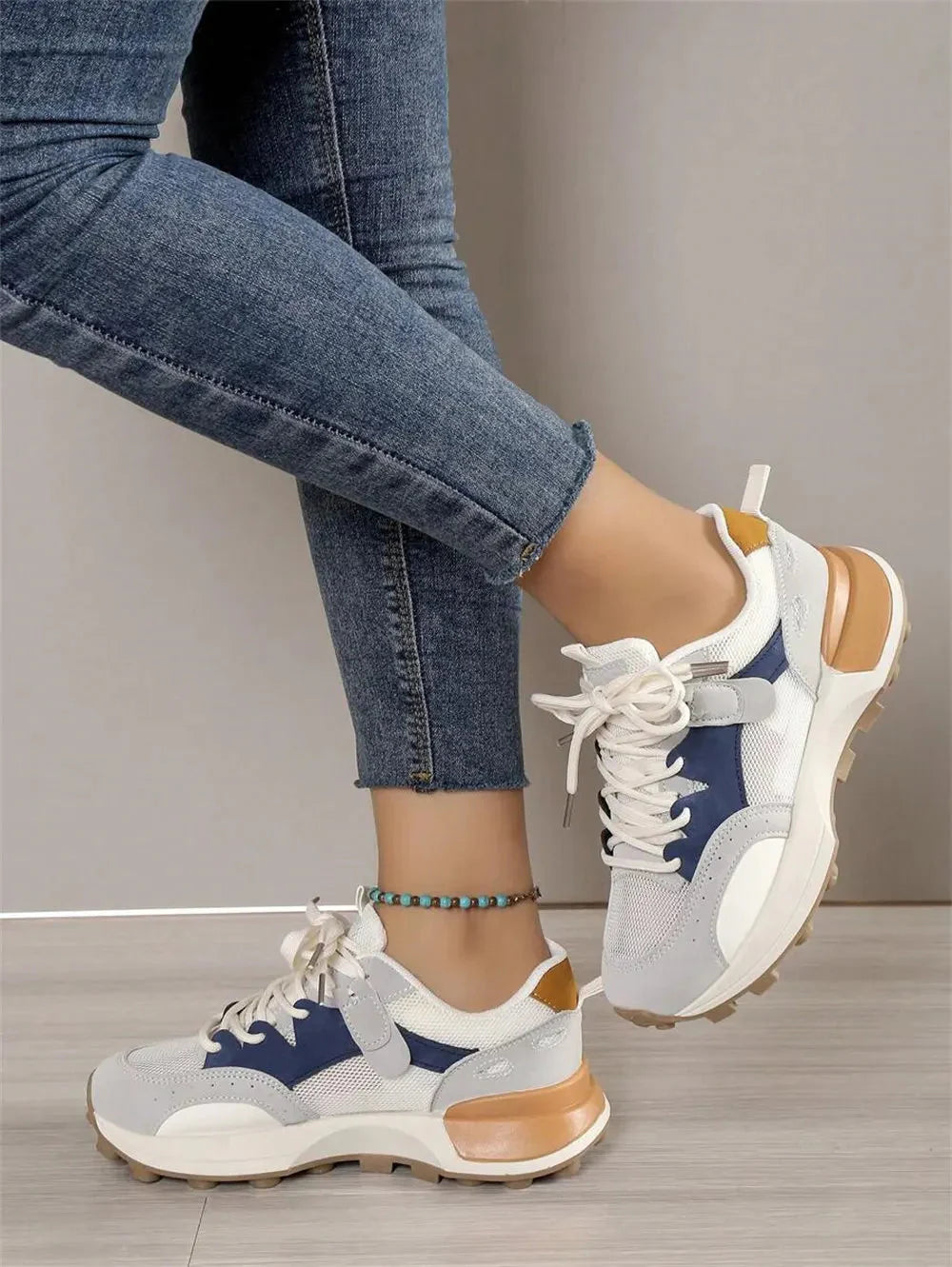 Baskets Ultra Confort en Cuir pour Femmes - Chaussures de Sport Confortables dog
