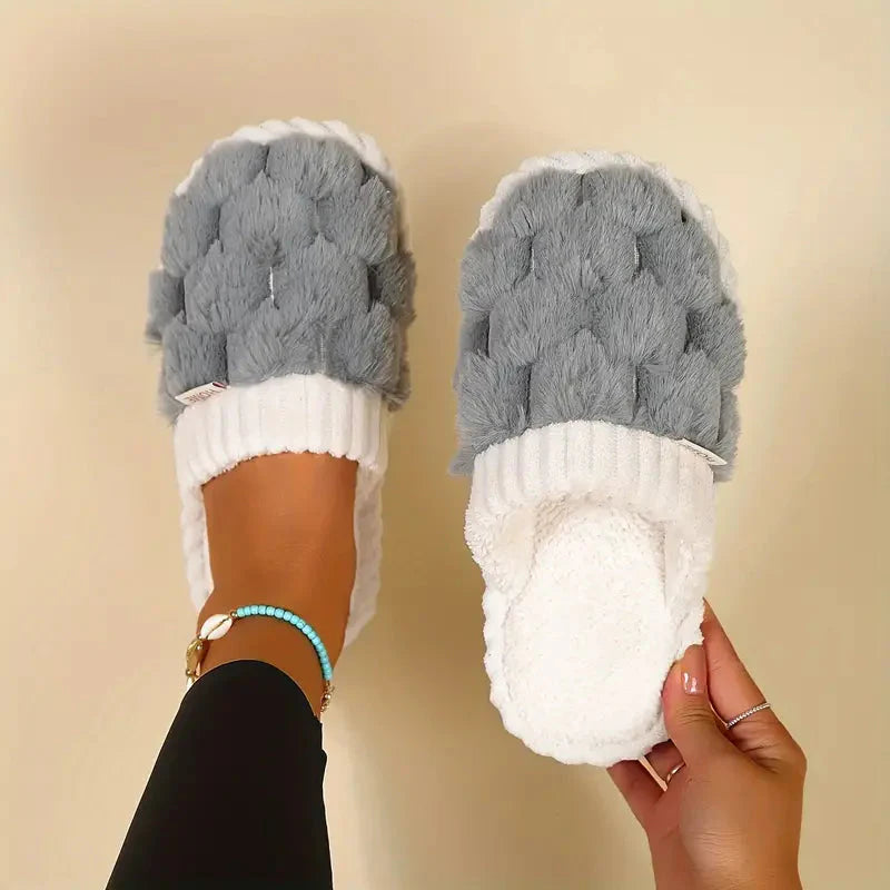 Chaussons Douillets Fleur de Confort en Coton Bleu avec Adhérence Fiable trav