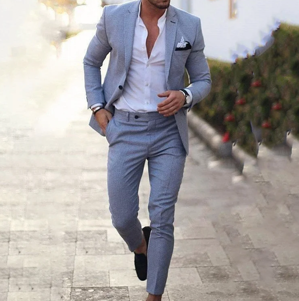 Blazer et pantalon assortis gris - Accessoires stylés et coupe sur mesure tra