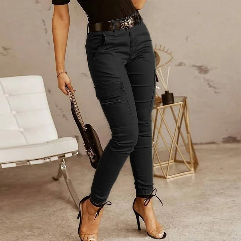 Jean cargo Noir - Mode féminine et tendance pour un look élégant et moderne t
