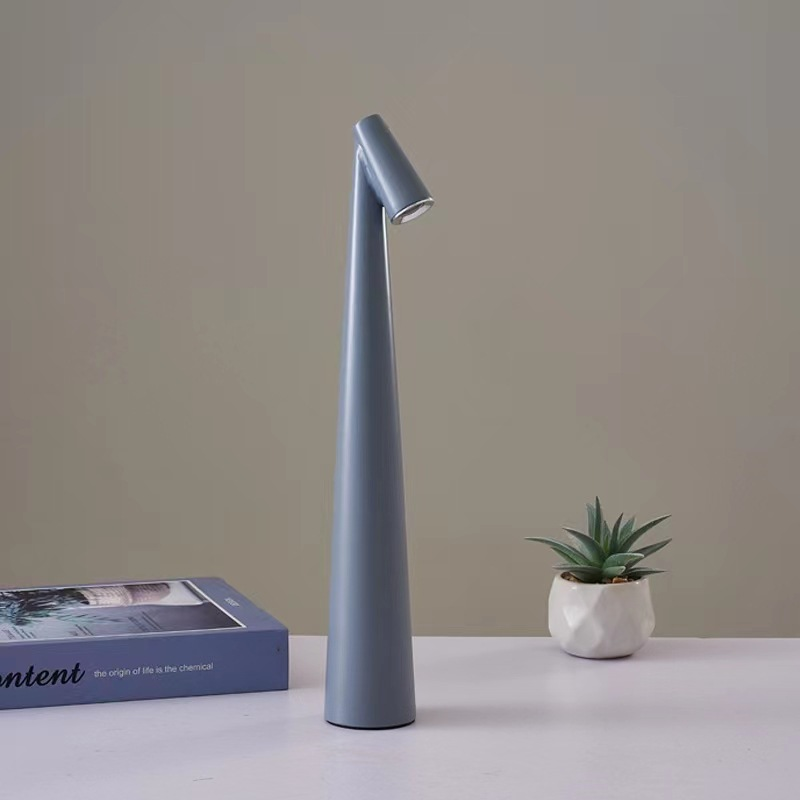 Lumina table lamp