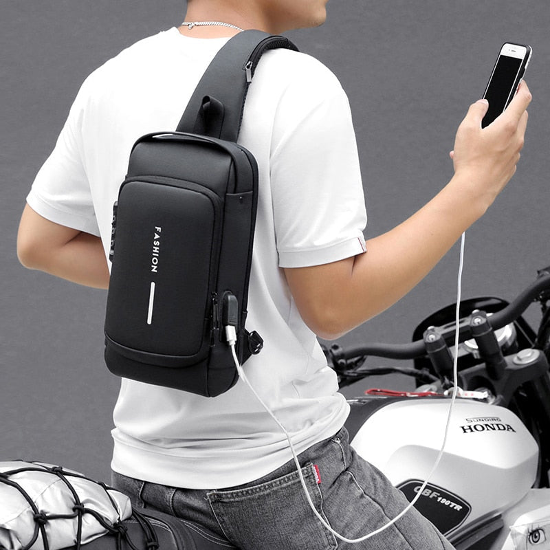 Sac à bandoulière USB antivol hydrofuge pour protéger vos effets personnels par tous les temps
