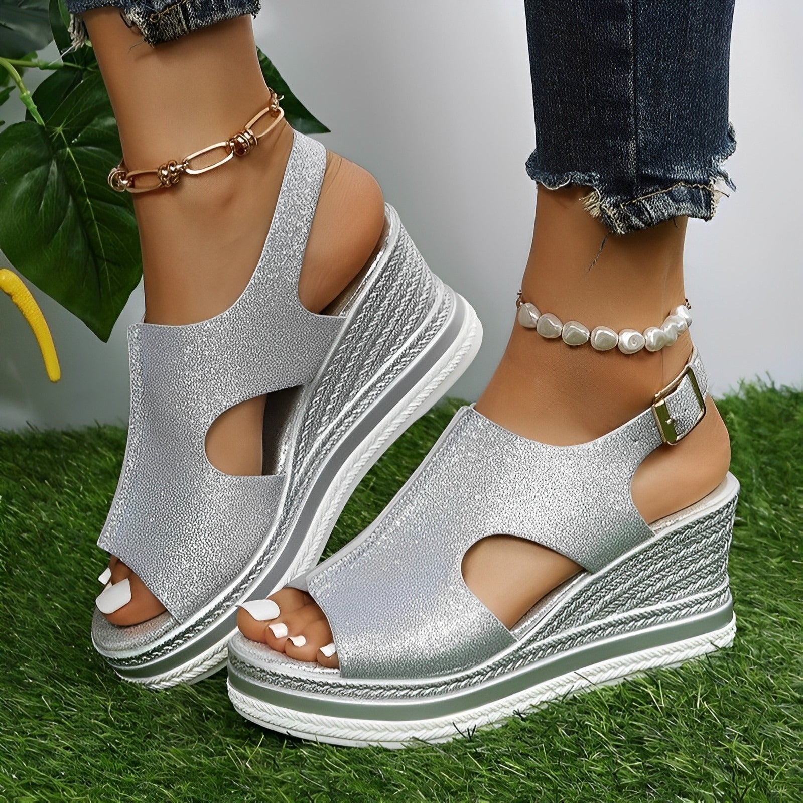Sandales d'Été Scintillantes Sheila couleur Argent brillant, confort pieds et légèreté