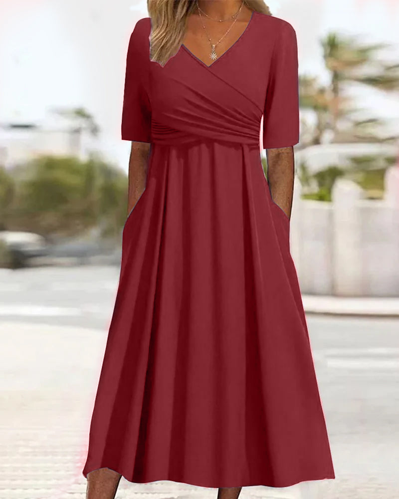 Robe croisée à col en V stylisé en coton pour femmes, silhouette a et confort quotidien