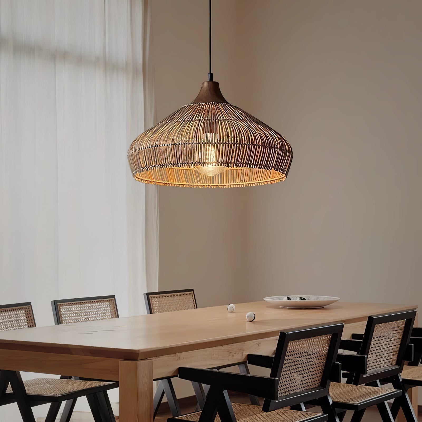 Hanging lamp in wicker and rattan