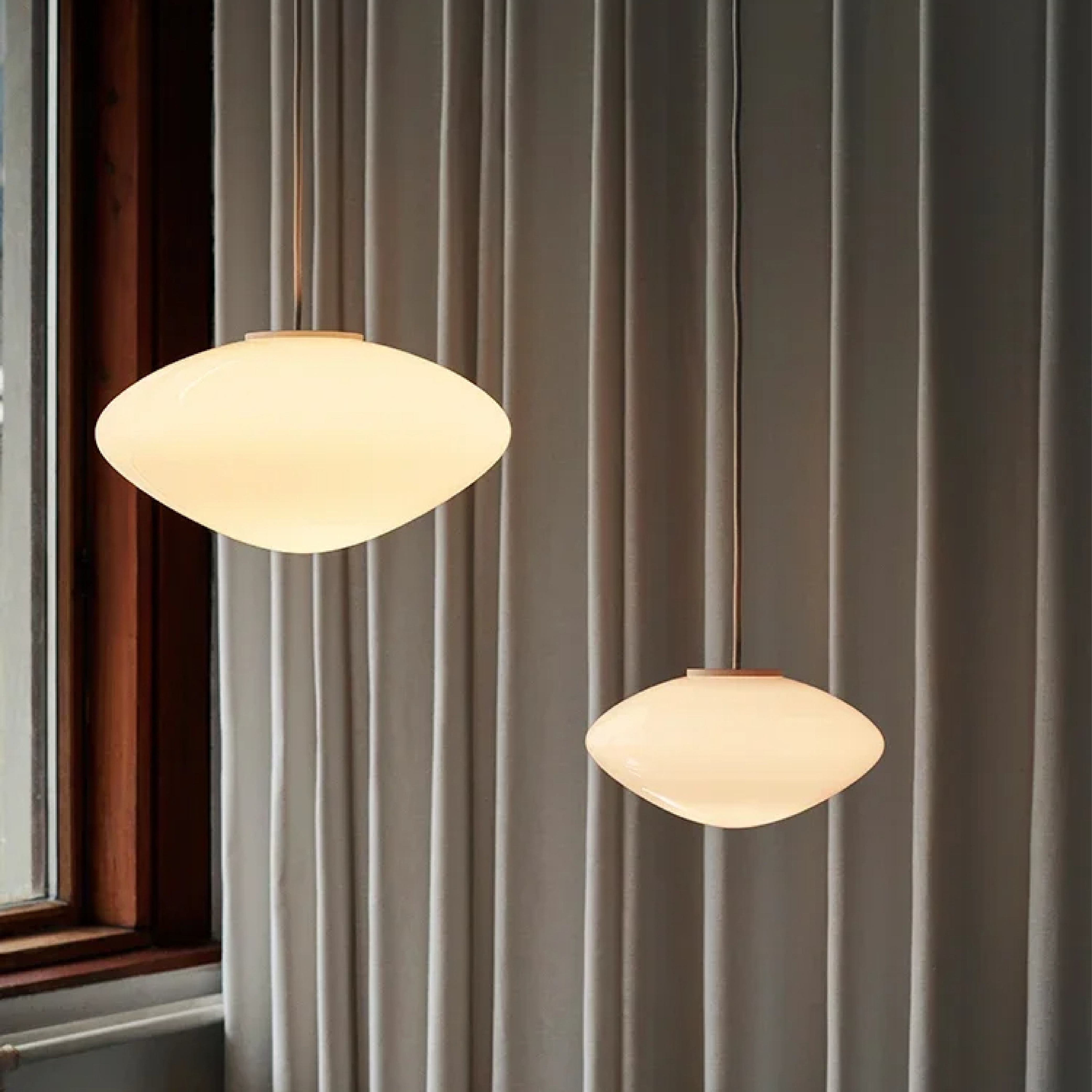 Danish pendant lamp Handi