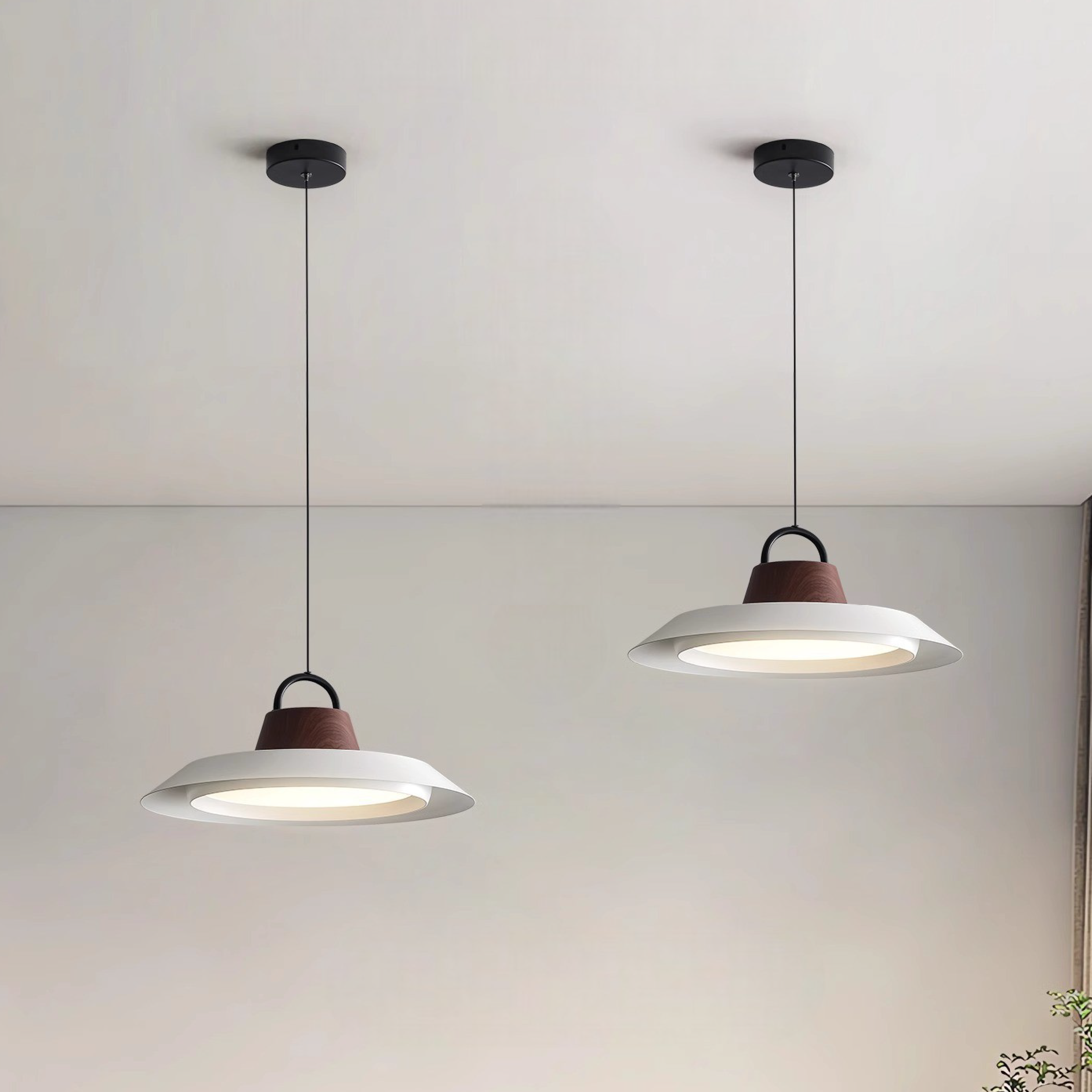 Scandinavian pendant lamp in wood/metal