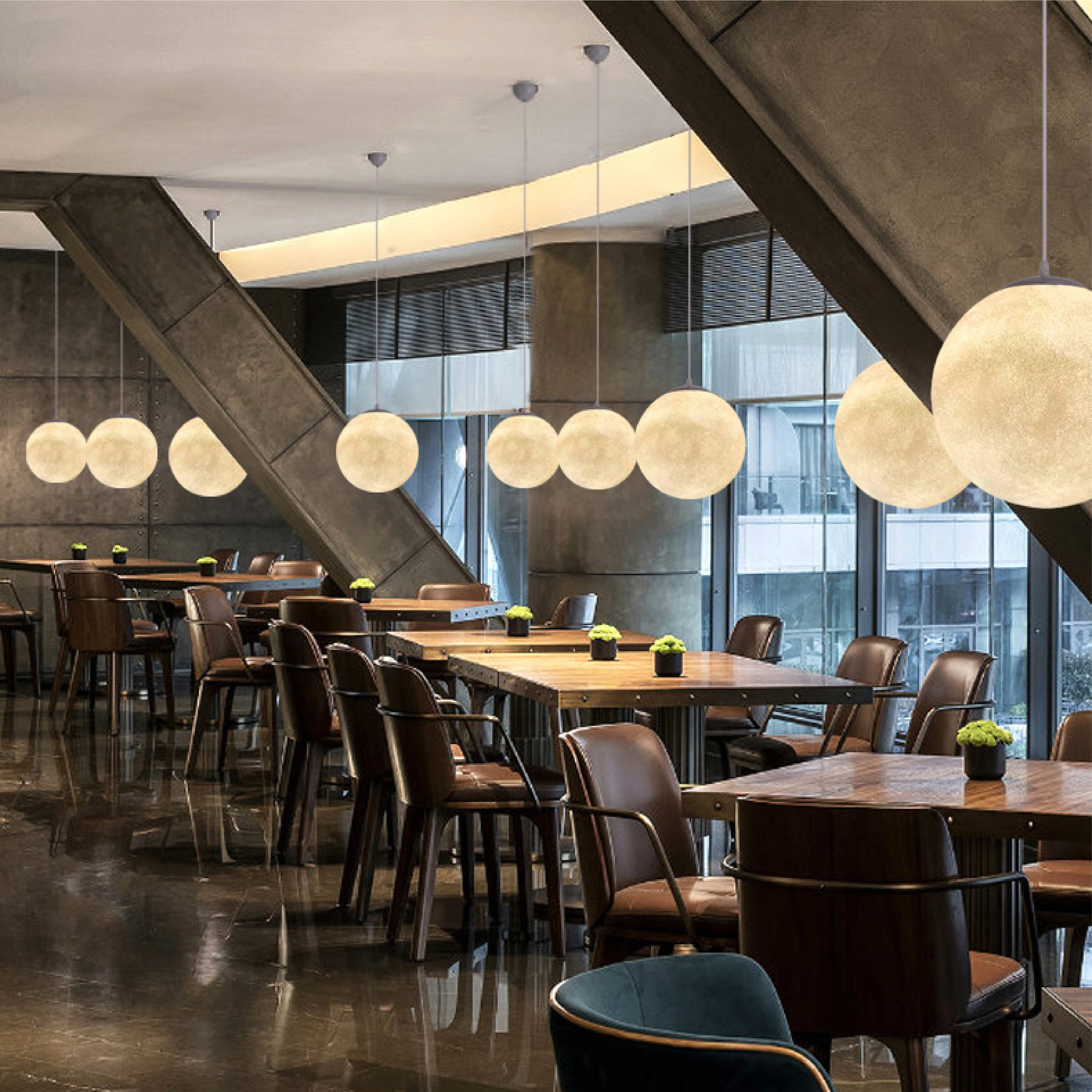 Pendant lamp with moon pattern