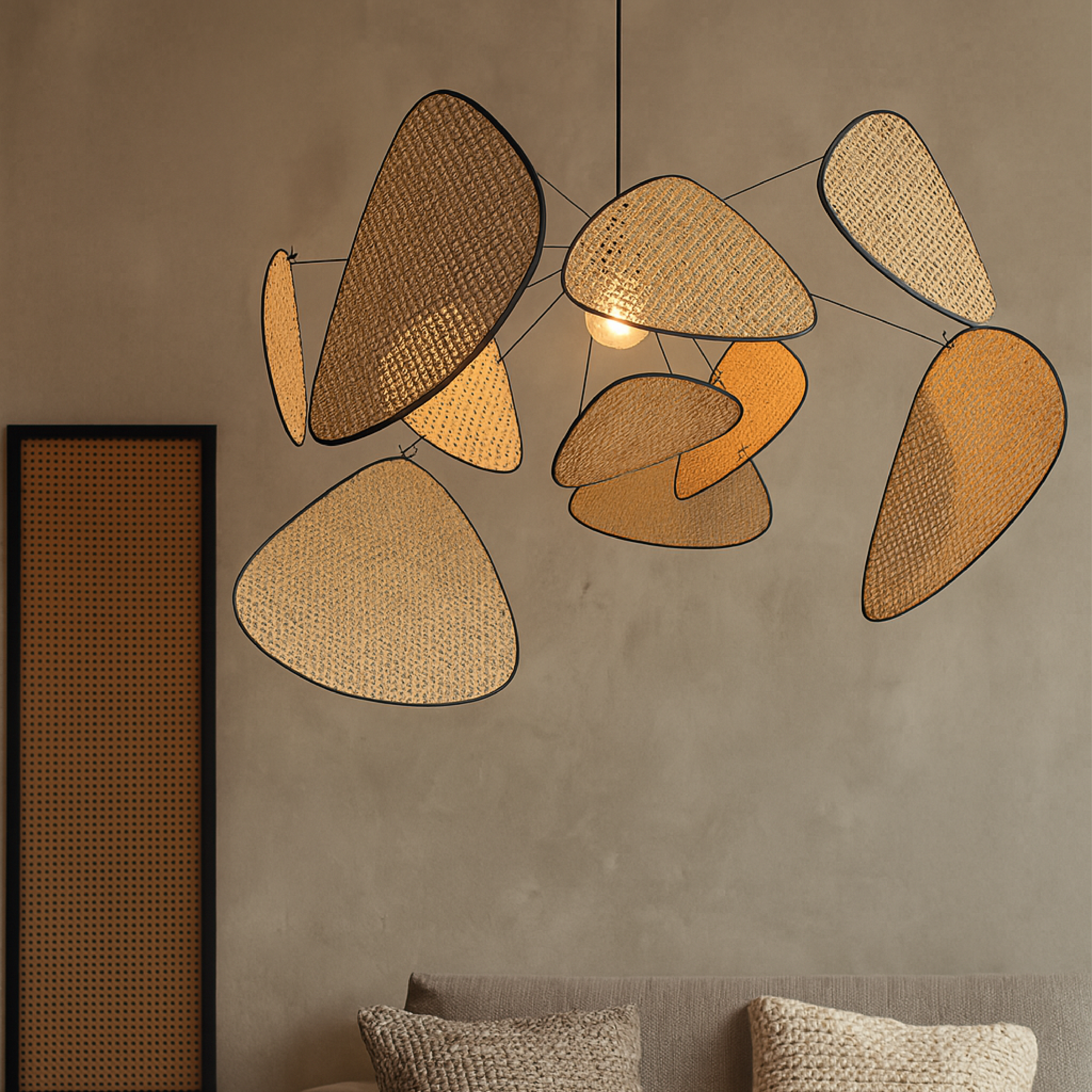 Bria rattan hanging lamp